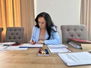 Ministerul Muncii a lansat în dezbatere publică trei ghiduri care îi ajută pe copii